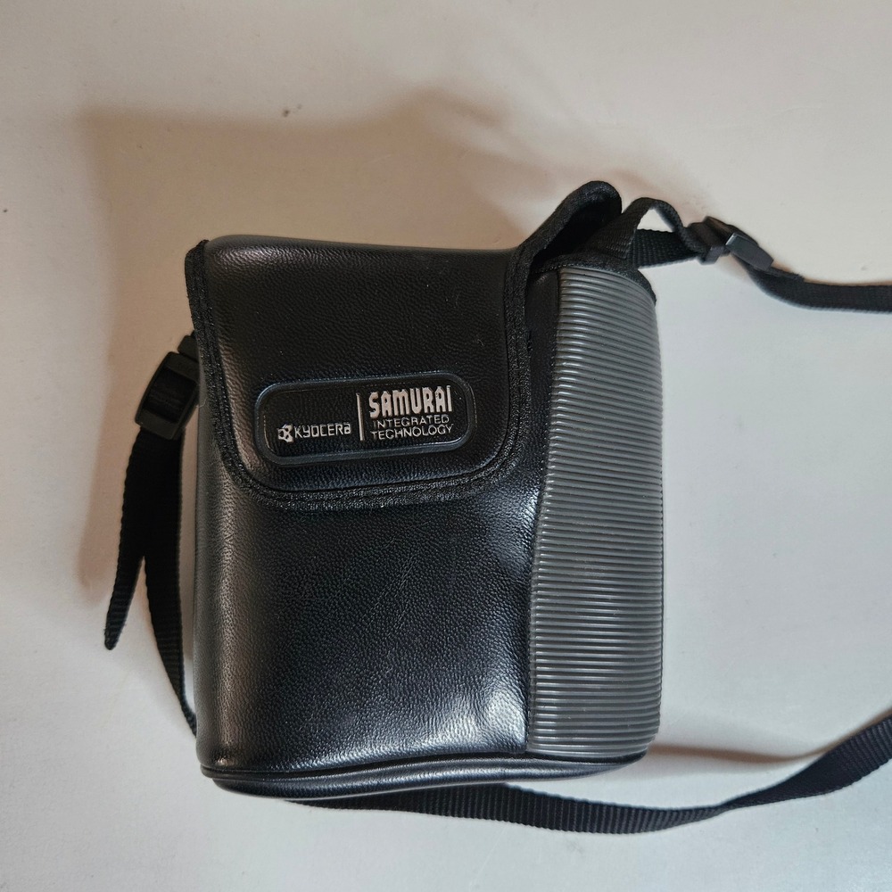 Kyocera Samurai X3.0 35mm Half Frame SLR Camera Case 25-75mm Zoom Lens UNTESTED
